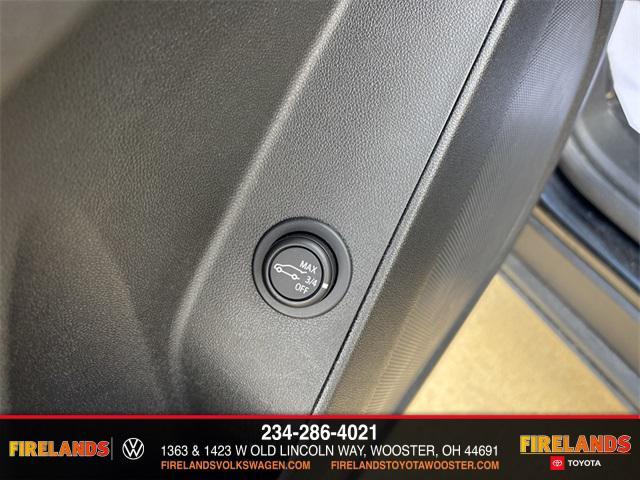 used 2022 Chevrolet Equinox car, priced at $19,500