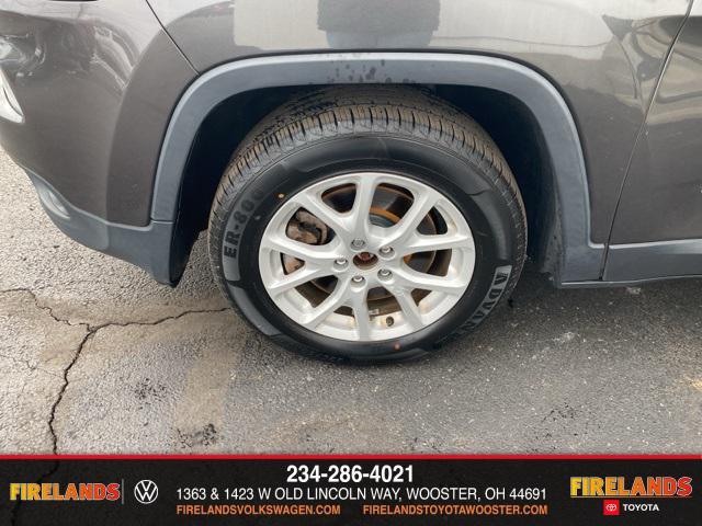 used 2016 Jeep Cherokee car, priced at $8,200