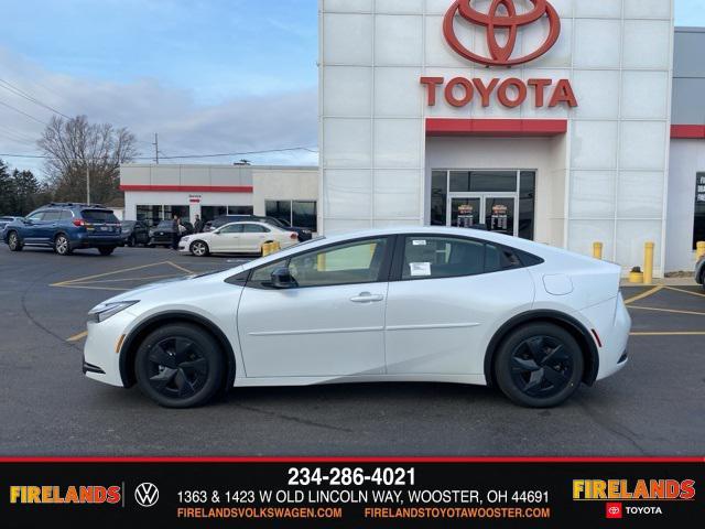 new 2026 Toyota Prius Plug-In Hybrid car, priced at $34,814