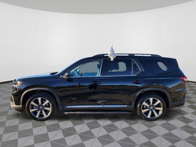 used 2025 Honda Pilot car, priced at $51,919