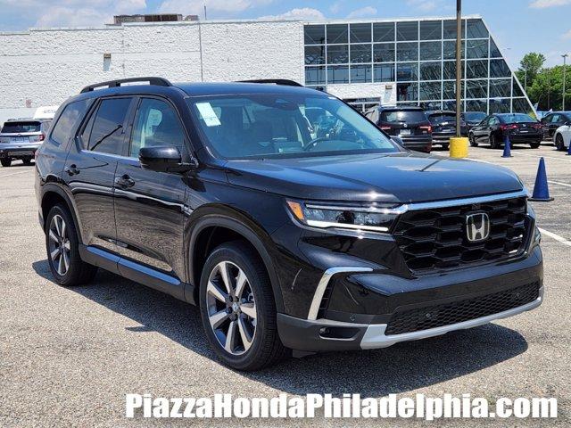 new 2025 Honda Pilot car, priced at $54,175