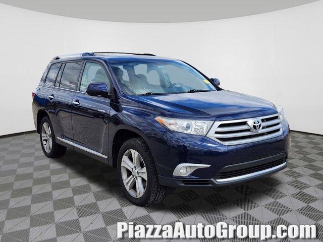 used 2013 Toyota Highlander car, priced at $14,829
