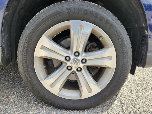 used 2013 Toyota Highlander car, priced at $14,829