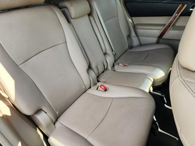 used 2013 Toyota Highlander car, priced at $14,829