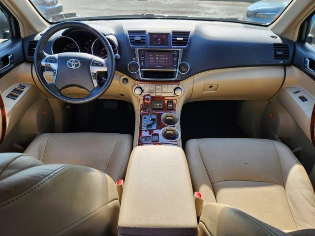 used 2013 Toyota Highlander car, priced at $14,829