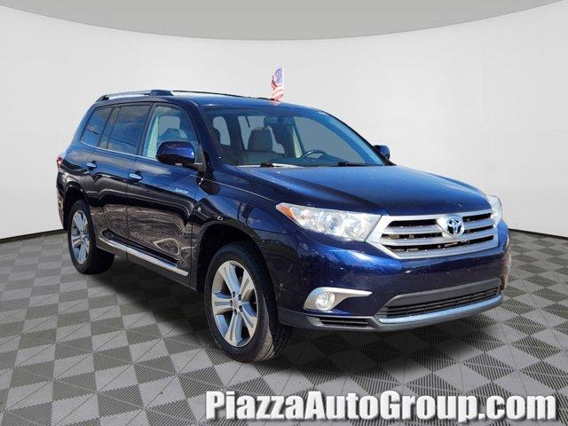 used 2013 Toyota Highlander car, priced at $14,829