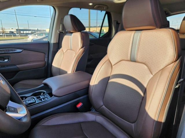 used 2025 Honda Pilot car, priced at $51,961