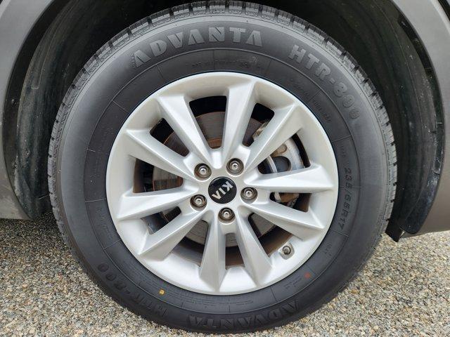 used 2019 Kia Sorento car, priced at $15,397