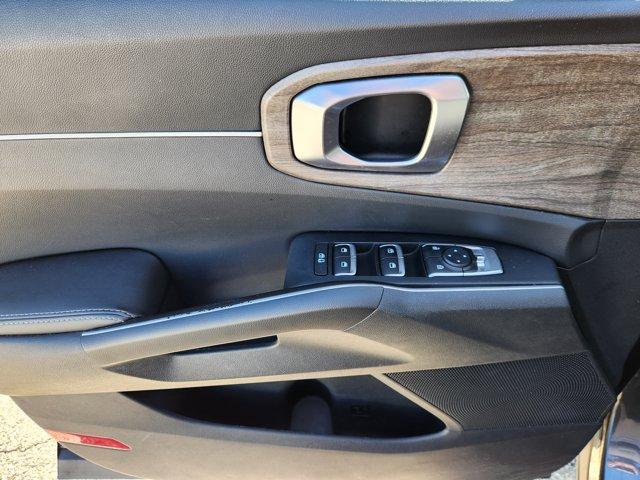 used 2022 Kia Sorento car, priced at $29,556