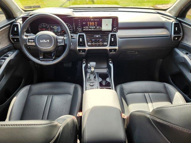 used 2022 Kia Sorento car, priced at $29,556