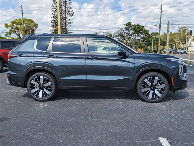 new 2025 Mitsubishi Outlander car, priced at $38,355