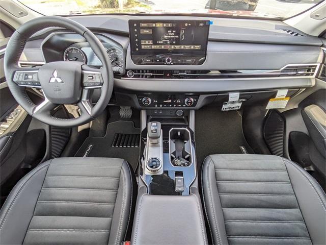 new 2025 Mitsubishi Outlander car, priced at $38,355