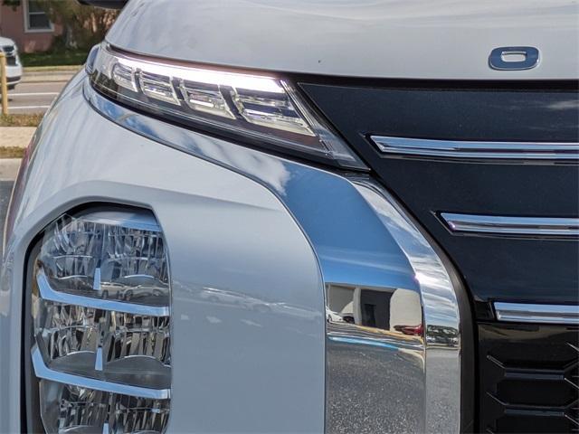 new 2025 Mitsubishi Outlander car, priced at $35,255