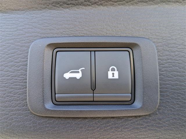 new 2025 Mitsubishi Outlander PHEV car, priced at $40,345