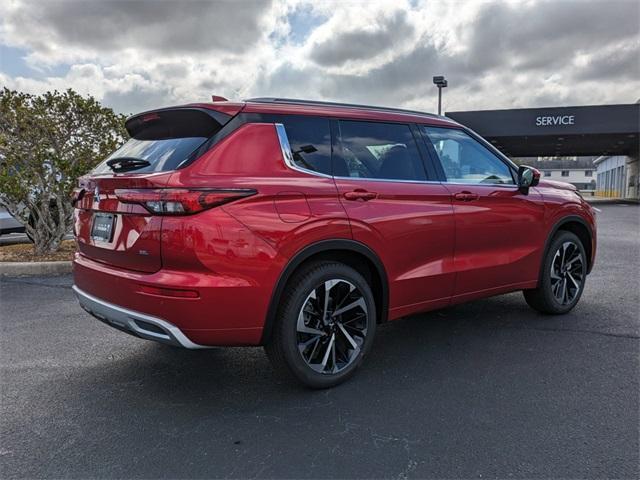 new 2024 Mitsubishi Outlander car, priced at $35,475