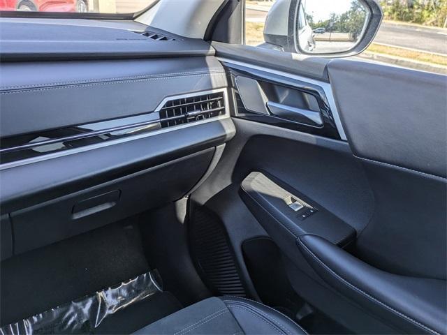 used 2024 Mitsubishi Outlander car, priced at $22,368