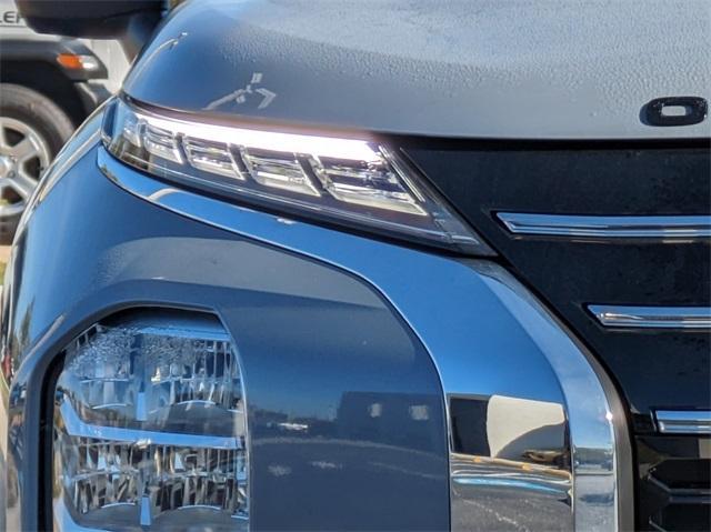 new 2025 Mitsubishi Outlander car, priced at $42,130