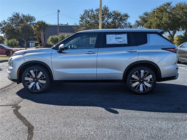 new 2025 Mitsubishi Outlander car, priced at $38,355