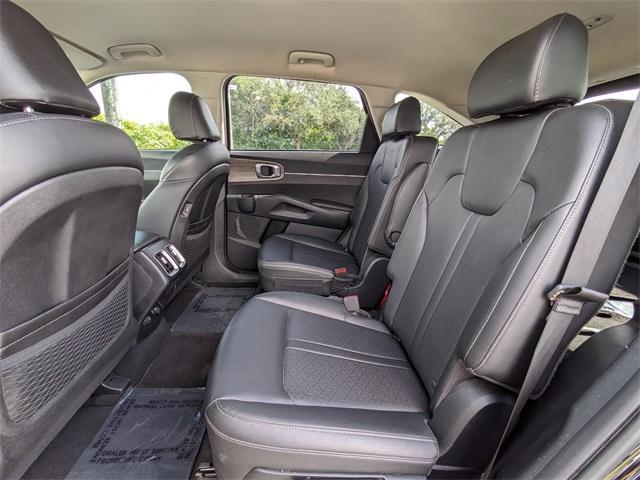 used 2022 Kia Sorento car, priced at $24,235