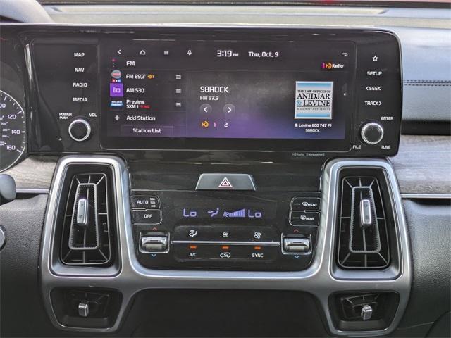 used 2022 Kia Sorento car, priced at $24,235