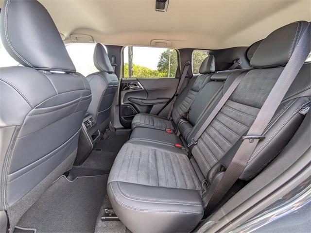 new 2025 Mitsubishi Outlander car, priced at $45,500