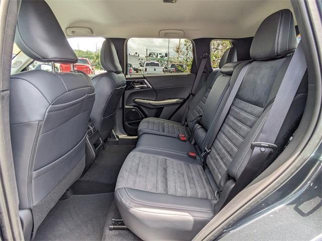 new 2025 Mitsubishi Outlander car, priced at $32,105