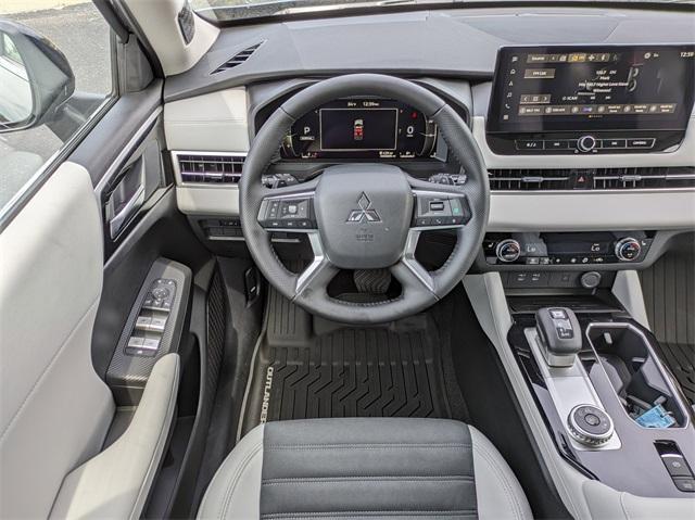 new 2025 Mitsubishi Outlander car, priced at $36,320
