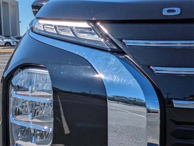 new 2025 Mitsubishi Outlander car, priced at $36,555