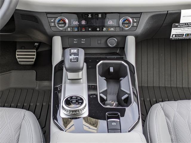new 2025 Mitsubishi Outlander car, priced at $37,720