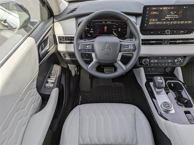 new 2025 Mitsubishi Outlander car, priced at $37,720