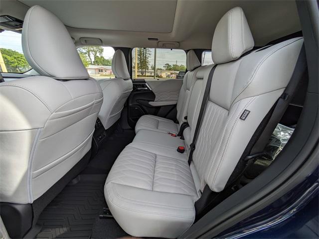 new 2025 Mitsubishi Outlander car, priced at $37,720