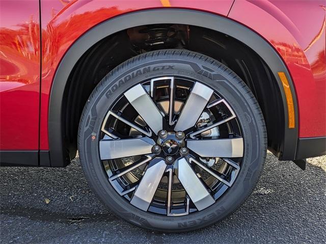 new 2025 Mitsubishi Outlander car, priced at $36,915