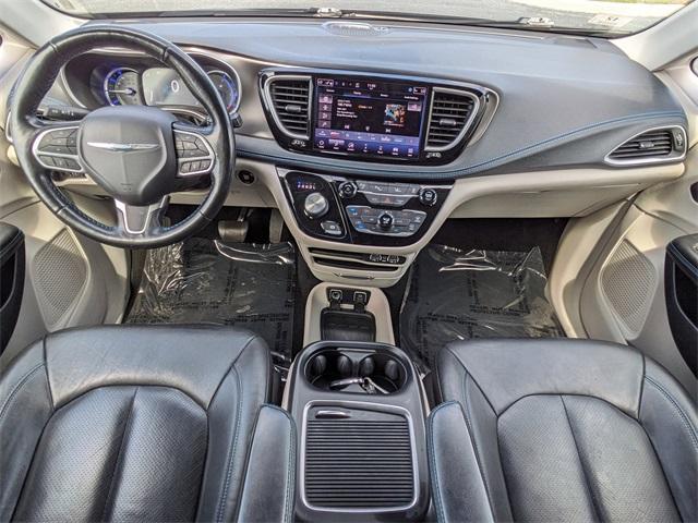 used 2021 Chrysler Pacifica Hybrid car, priced at $20,491
