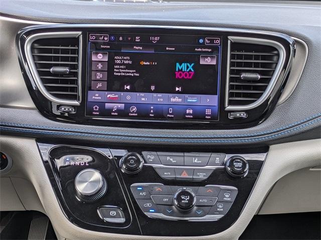 used 2021 Chrysler Pacifica Hybrid car, priced at $20,491