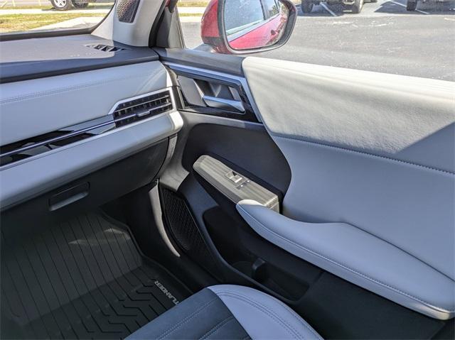 new 2025 Mitsubishi Outlander car, priced at $36,645
