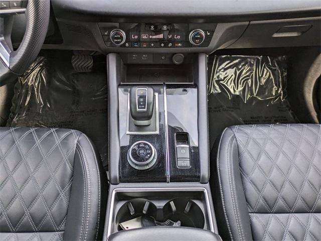 used 2023 Mitsubishi Outlander car, priced at $25,987