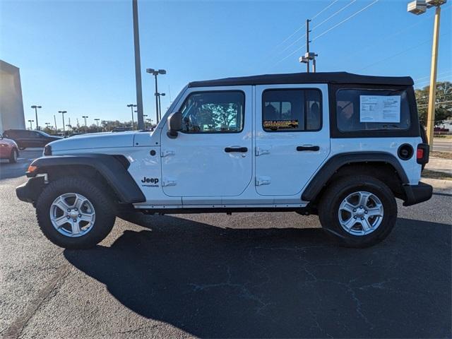 used 2022 Jeep Wrangler Unlimited car, priced at $26,998