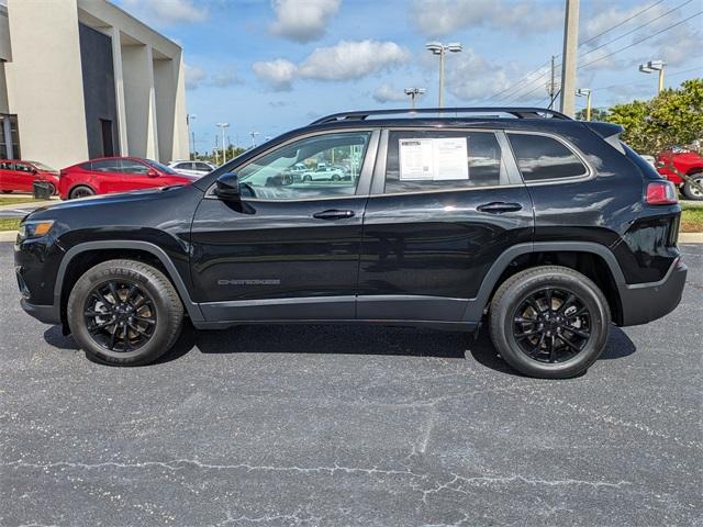 used 2023 Jeep Cherokee car, priced at $21,768