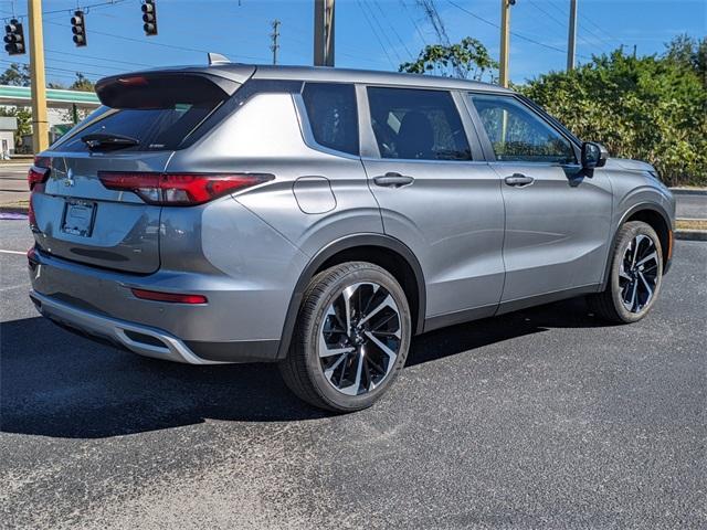used 2024 Mitsubishi Outlander car, priced at $22,588