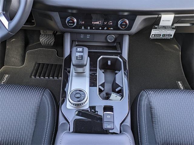 new 2025 Mitsubishi Outlander car, priced at $31,905