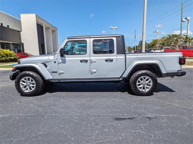 used 2023 Jeep Gladiator car, priced at $28,698