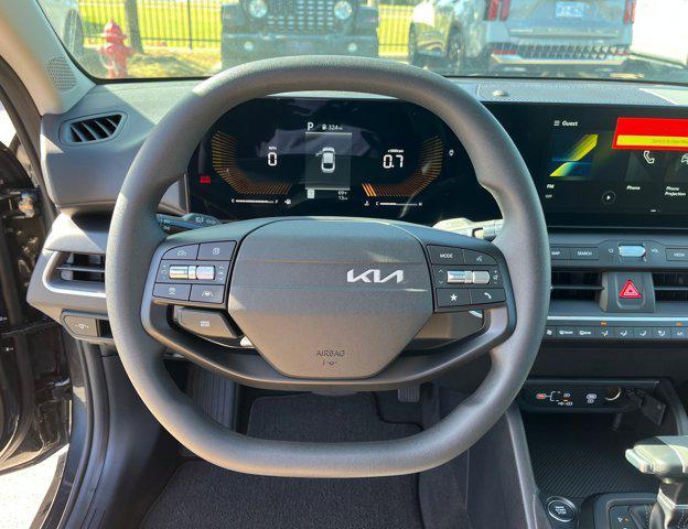 new 2025 Kia K4 car, priced at $23,375