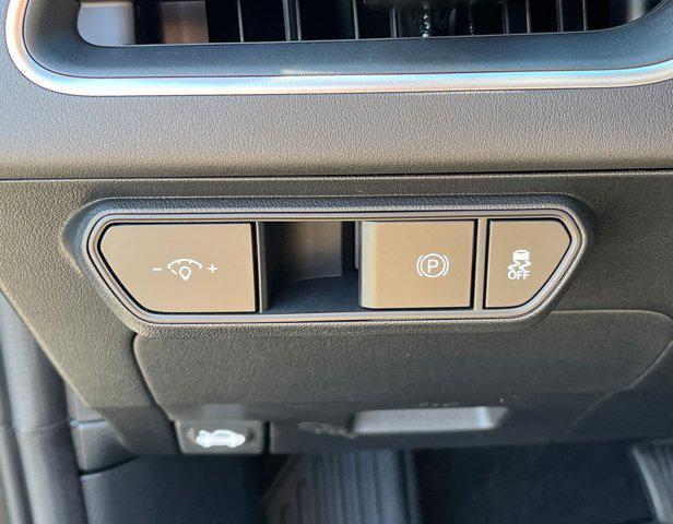 new 2025 Kia K4 car, priced at $23,375