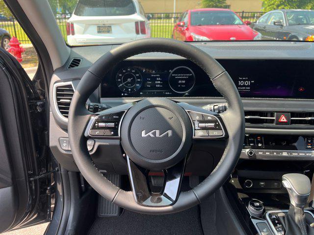 new 2025 Kia Seltos car, priced at $29,250
