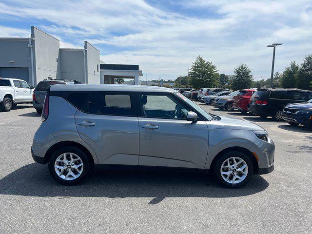 used 2024 Kia Soul car, priced at $16,299