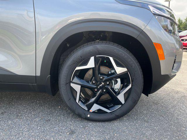 new 2025 Kia Seltos car, priced at $26,040