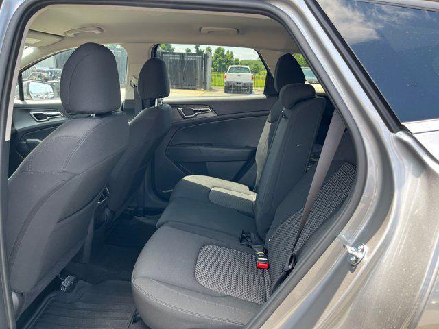 new 2025 Kia Sportage car, priced at $29,110