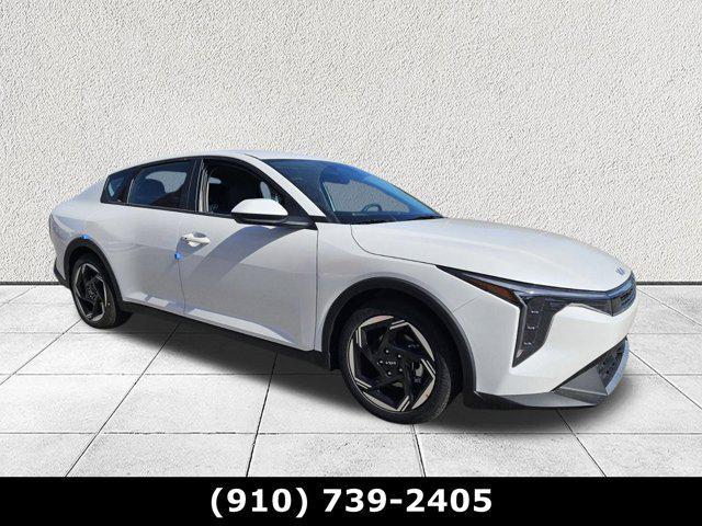 new 2025 Kia K4 car, priced at $24,335