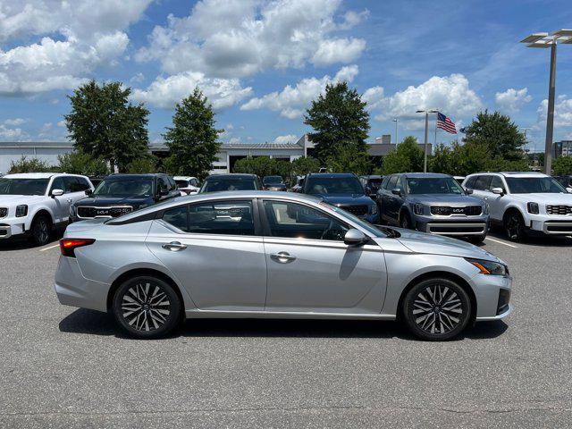 used 2023 Nissan Altima car, priced at $21,165