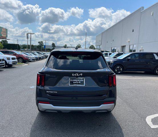 new 2025 Kia Sorento car, priced at $30,870